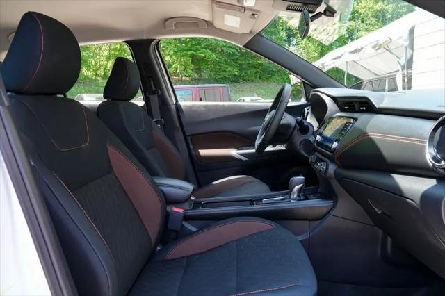 2023 Nissan Kicks SR Xtronic CVT