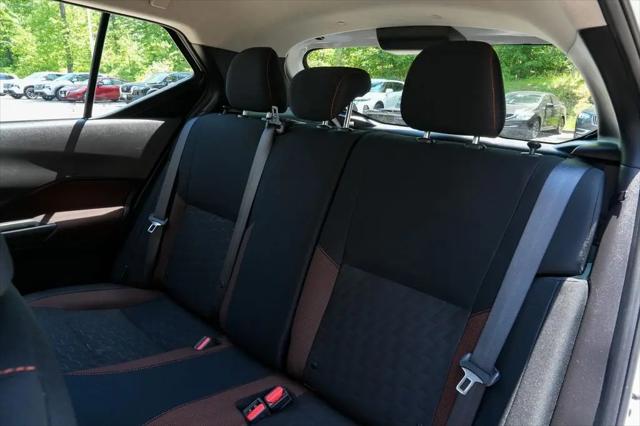 2023 Nissan Kicks SR Xtronic CVT