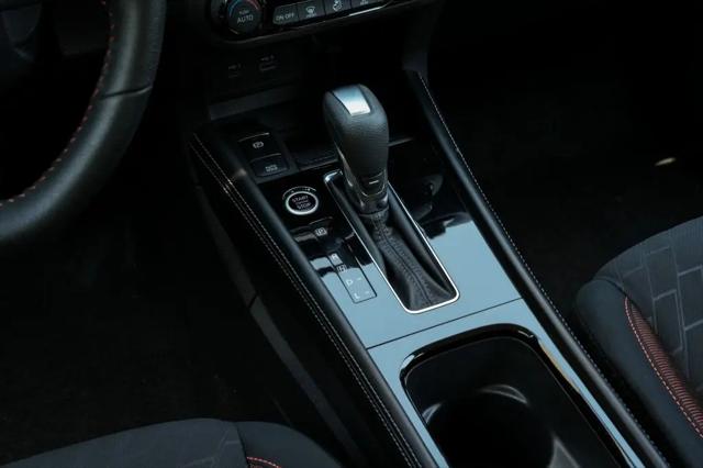 2023 Nissan Kicks SR Xtronic CVT