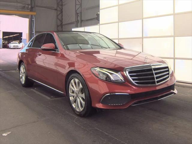 2018 Mercedes-Benz E-CLASS E 300 E 300