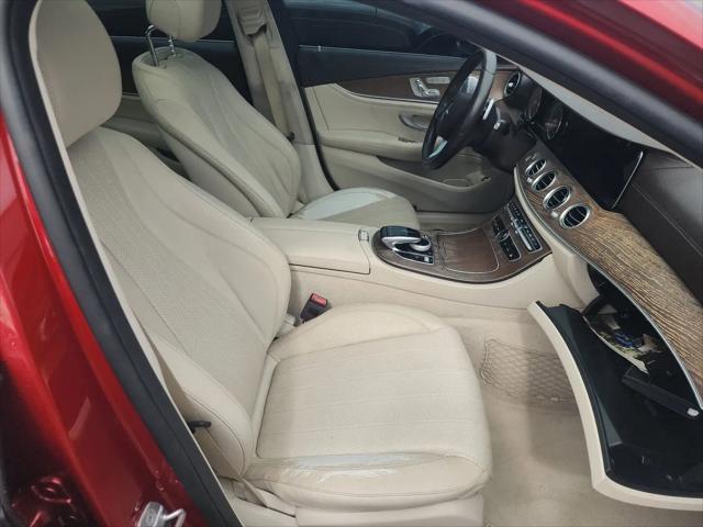 2018 Mercedes-Benz E-CLASS E 300 E 300