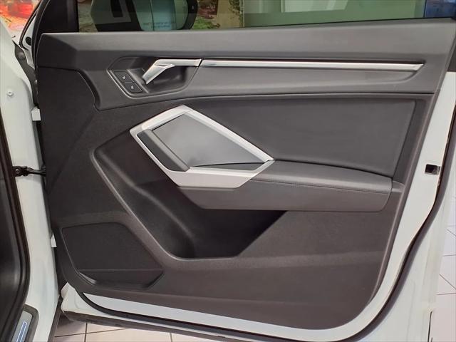 2024 Audi Q3 Premium 45 TFSI S line quattro Tiptronic