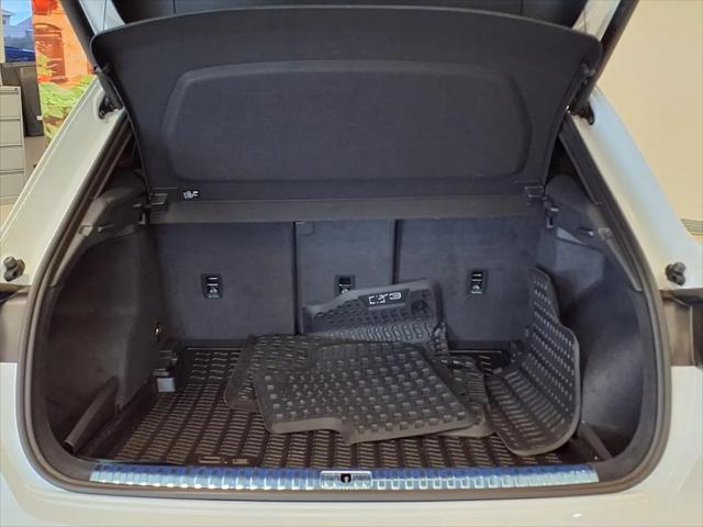 2024 Audi Q3 Premium 45 TFSI S line quattro Tiptronic