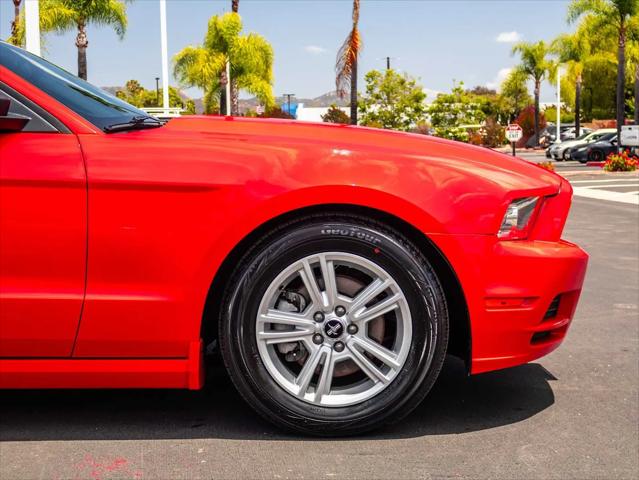 2014 Ford Mustang V6