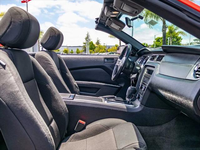 2014 Ford Mustang V6