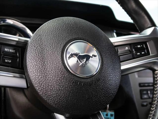 2014 Ford Mustang V6