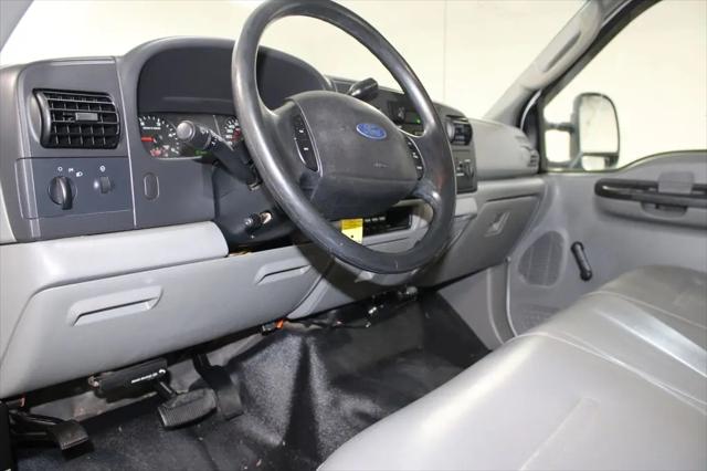 2006 Ford F-350 XL