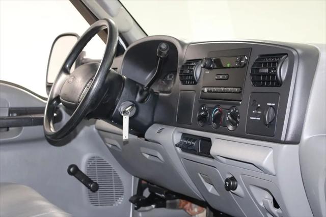 2006 Ford F-350 XL