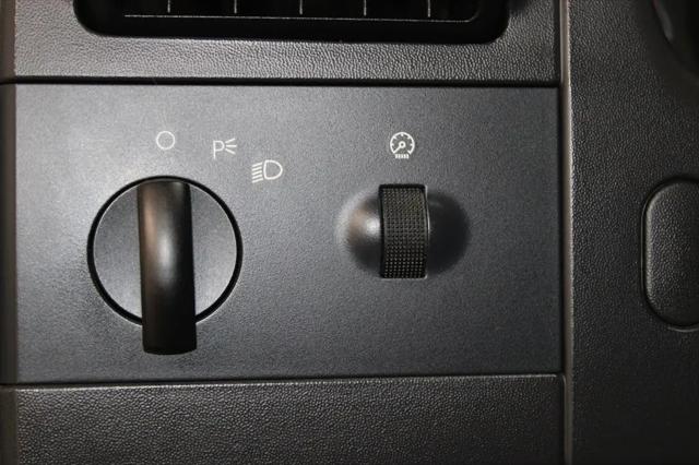 2006 Ford F-350 XL
