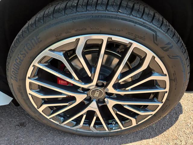 2025 Audi SQ5 Prestige TFSI quattro S tronic
