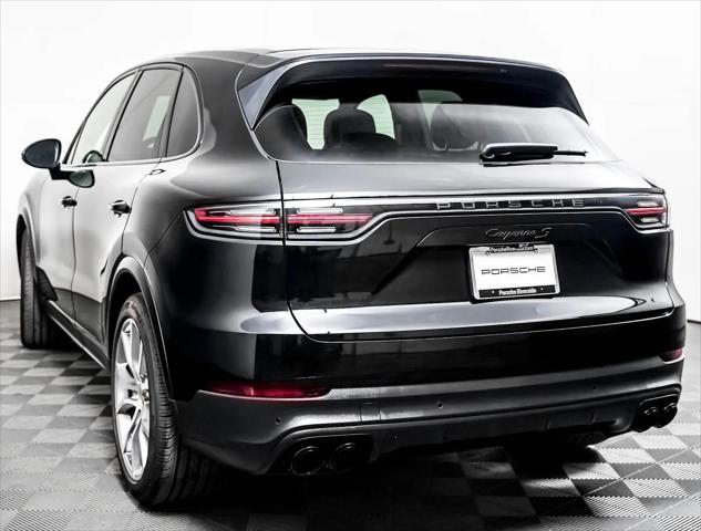 2023 Porsche Cayenne S Platinum Edition