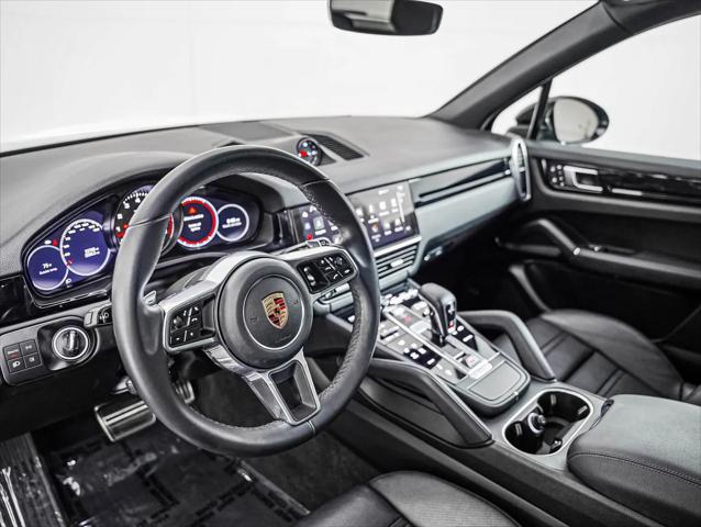 2023 Porsche Cayenne S Platinum Edition