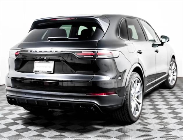 2023 Porsche Cayenne S Platinum Edition