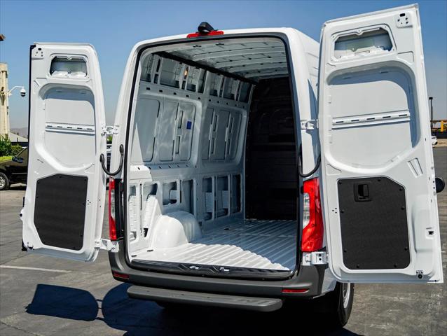 2026 Mercedes-Benz Sprinter 2500 Standard Roof 4-Cyl Diesel
