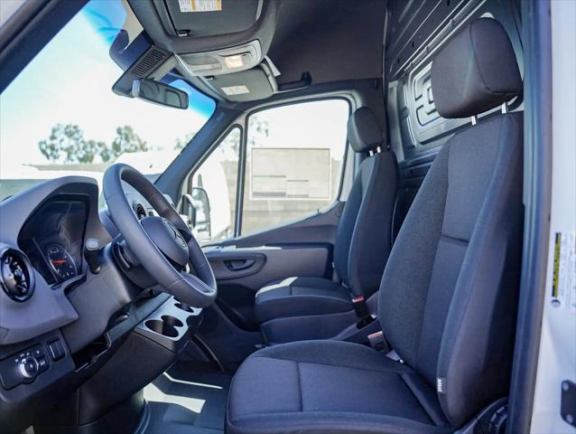 2026 Mercedes-Benz Sprinter 2500 Standard Roof 4-Cyl Diesel