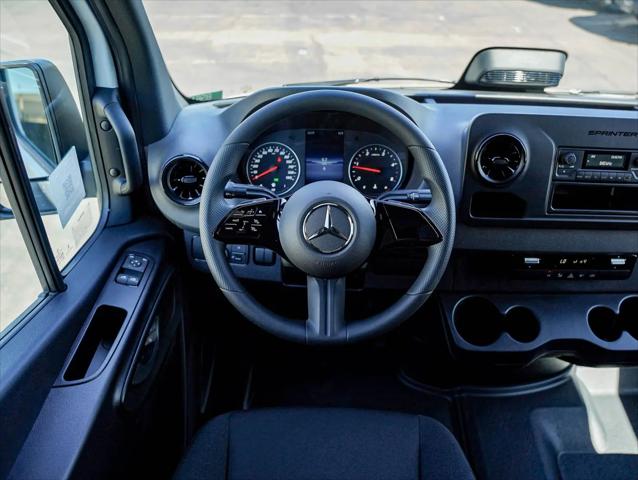 2026 Mercedes-Benz Sprinter 2500 Standard Roof 4-Cyl Diesel