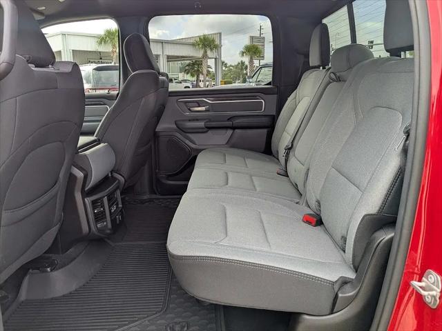 2021 Ram 1500 Big Horn Crew Cab 4x4 5'7" Box
