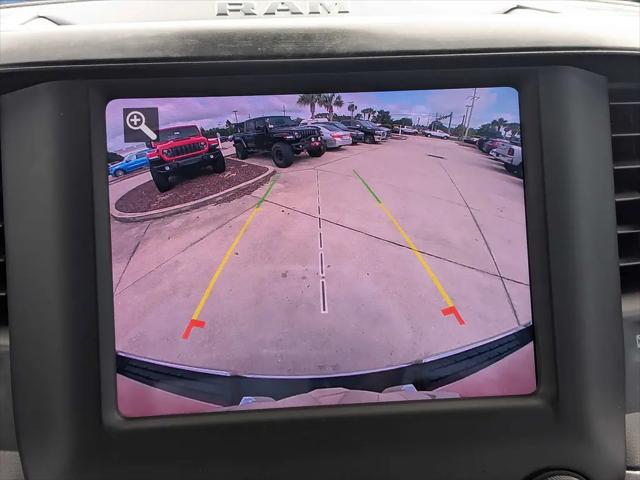 2021 Ram 1500 Big Horn Crew Cab 4x4 5'7" Box