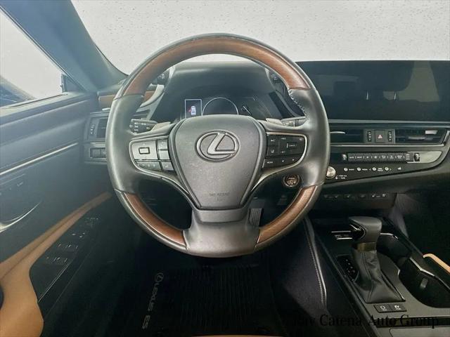 2024 Lexus ES 300h Luxury