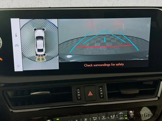 2024 Lexus ES 300h Luxury