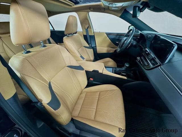 2024 Lexus ES 300h Luxury