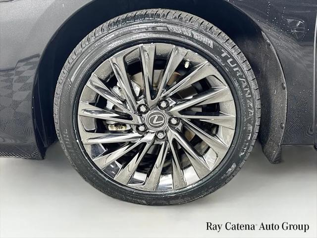 2024 Lexus ES 300h Luxury