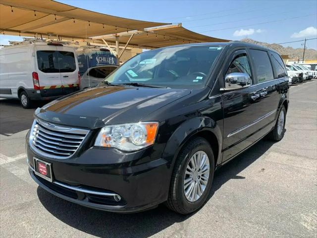 2015 Chrysler Town & Country Touring-L