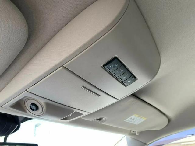 2015 Chrysler Town & Country Touring-L