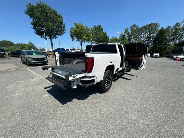 2024 GMC Sierra 3500HD 4WD Crew Cab Standard Bed Denali Ultimate