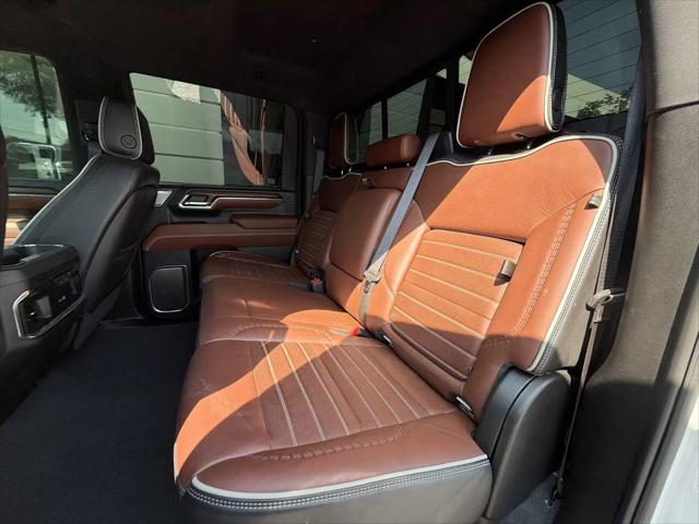 2024 GMC Sierra 3500HD 4WD Crew Cab Standard Bed Denali Ultimate