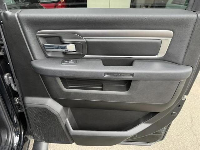 2022 Ram 1500 Classic Warlock Crew Cab 4x4 5'7" Box