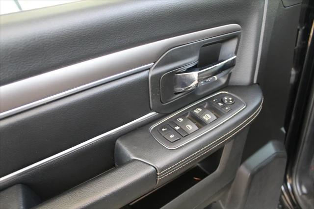 2024 Ram 1500 Classic Warlock Crew Cab 4x4 5'7" Box