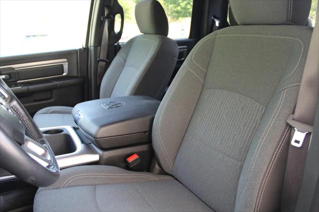 2024 Ram 1500 Classic Warlock Crew Cab 4x4 5'7" Box