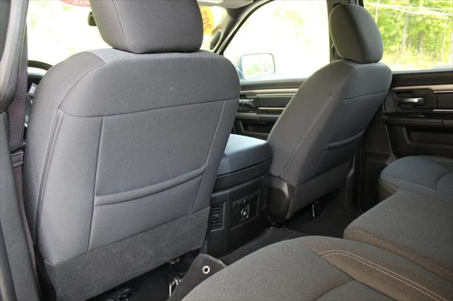 2024 Ram 1500 Classic Warlock Crew Cab 4x4 5'7" Box