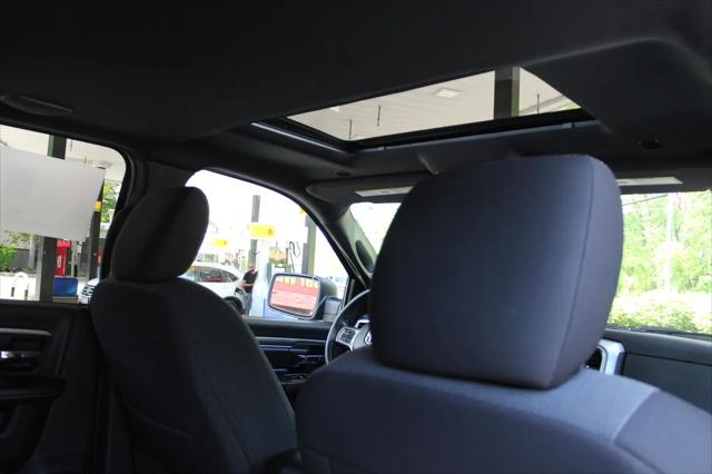 2024 Ram 1500 Classic Warlock Crew Cab 4x4 5'7" Box