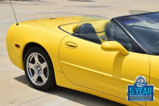 2004 Chevrolet Corvette Base