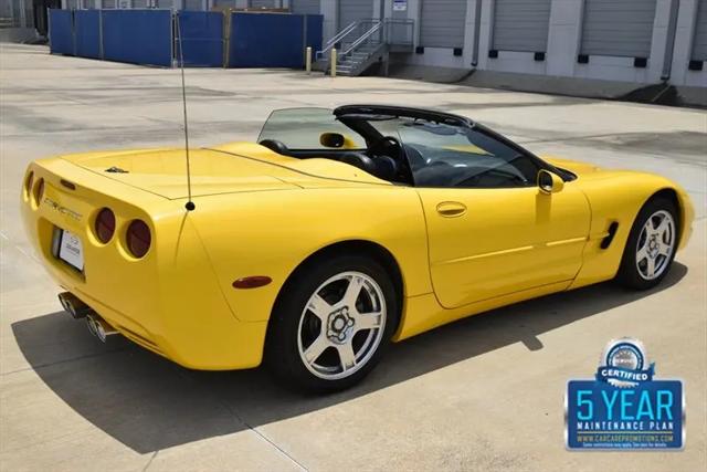 2004 Chevrolet Corvette Base