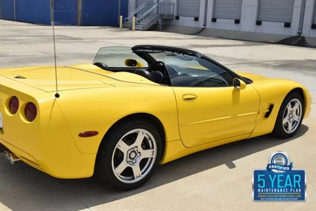 2004 Chevrolet Corvette Base