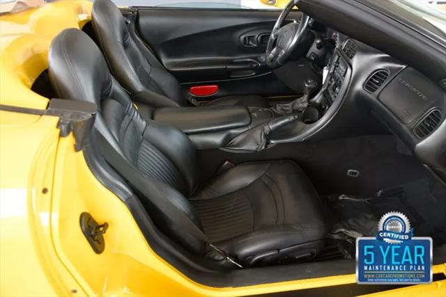 2004 Chevrolet Corvette Base