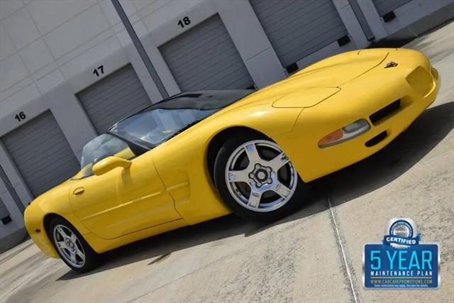 2004 Chevrolet Corvette Base