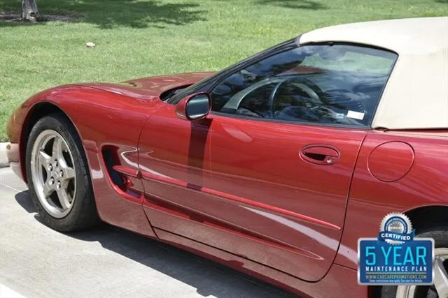 2004 Chevrolet Corvette Base