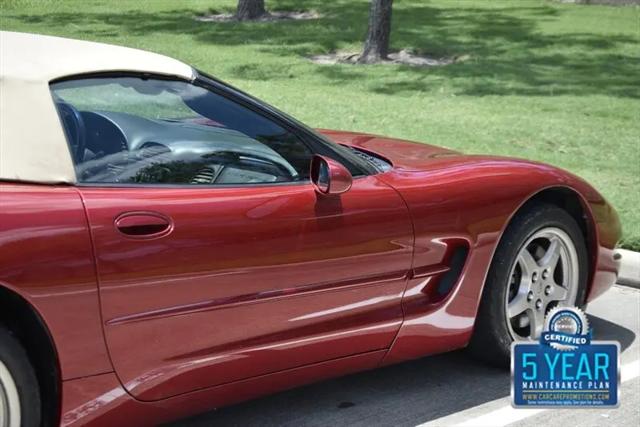 2004 Chevrolet Corvette Base
