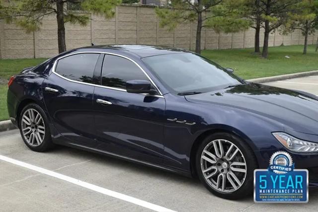 2015 Maserati Ghibli Standard