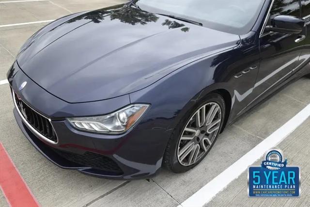 2015 Maserati Ghibli Standard