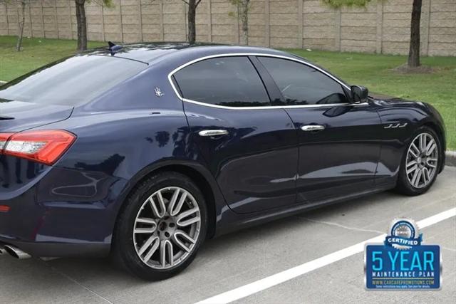2015 Maserati Ghibli Standard