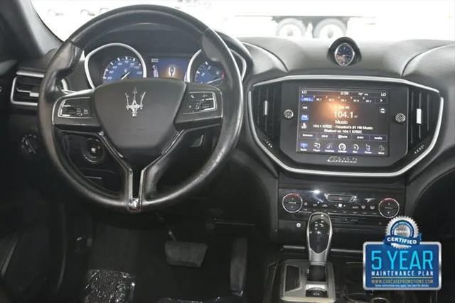 2015 Maserati Ghibli Standard