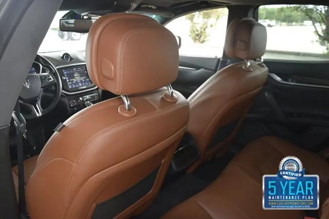 2015 Maserati Ghibli Standard