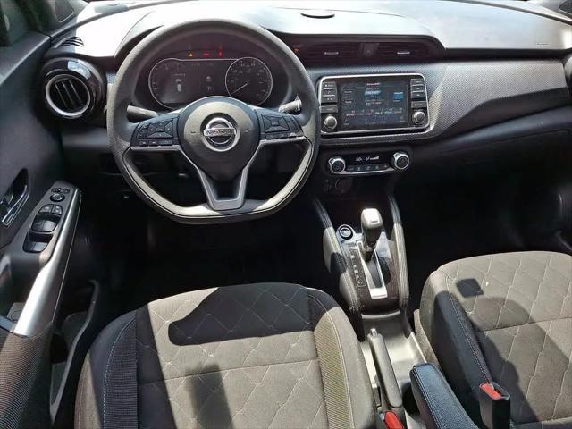 2020 Nissan Kicks SV Xtronic CVT