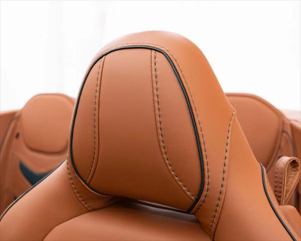 2023 Aston Martin DBS Volante