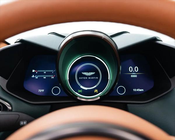 2023 Aston Martin DBS Volante